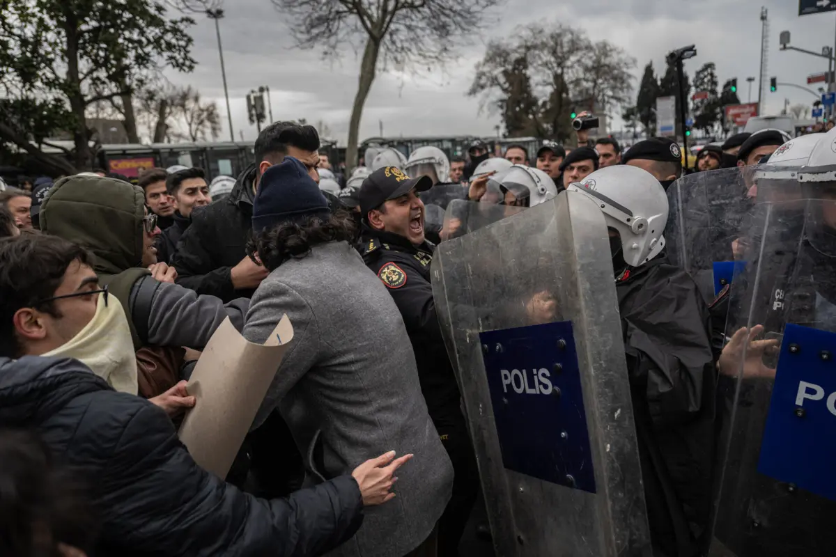 A repressão da manifestação foi testemunhada pela AFP