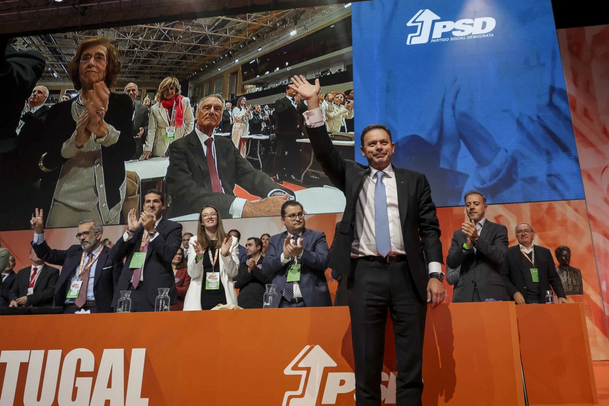 Imagem de contexto do artigo Montenegro confirma dois lugares elegíveis para o CDS: Lisboa e Porto