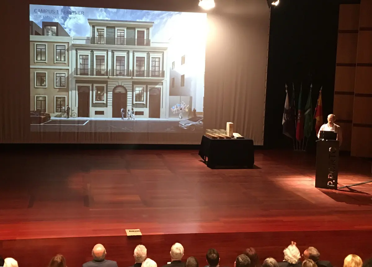 Histórico palacete na Rua do Breiner, Porto, vai acolher uma das novas residências