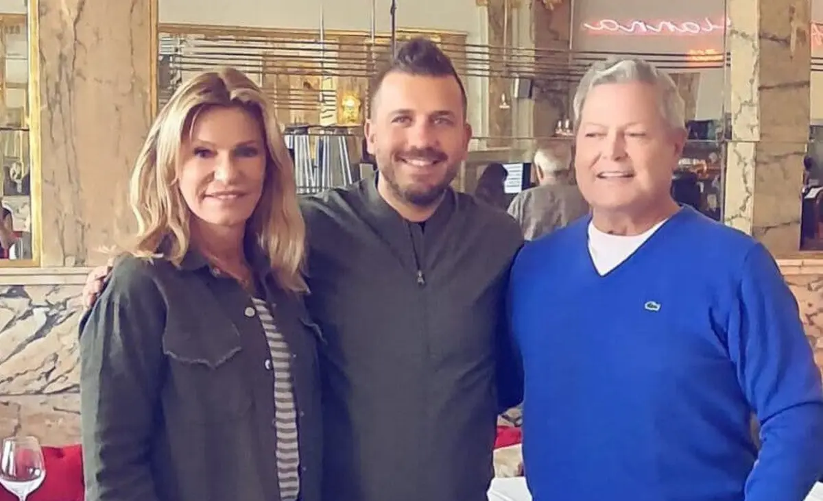 Cinha Jardim esteve em Braga com Dudu e Marco Paulo, que atuou num comício do PS a pedido do bombeiro