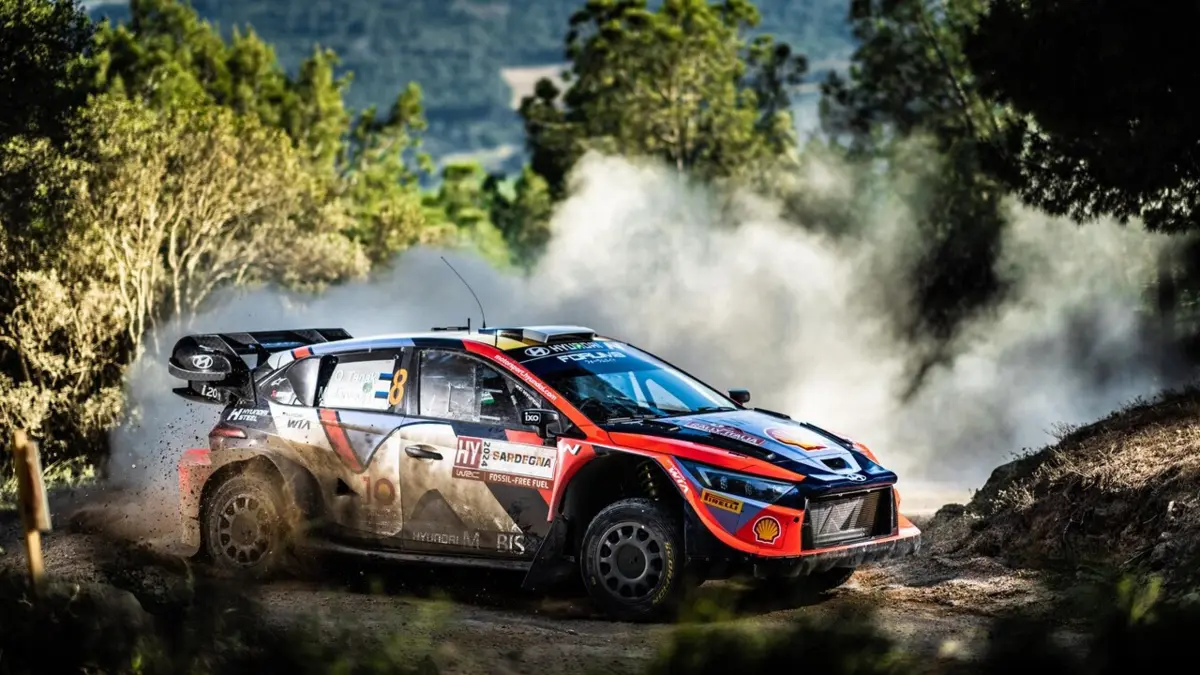 Tänak soma 104 pontos e iguala Evans no segundo posto do mundial de ralis