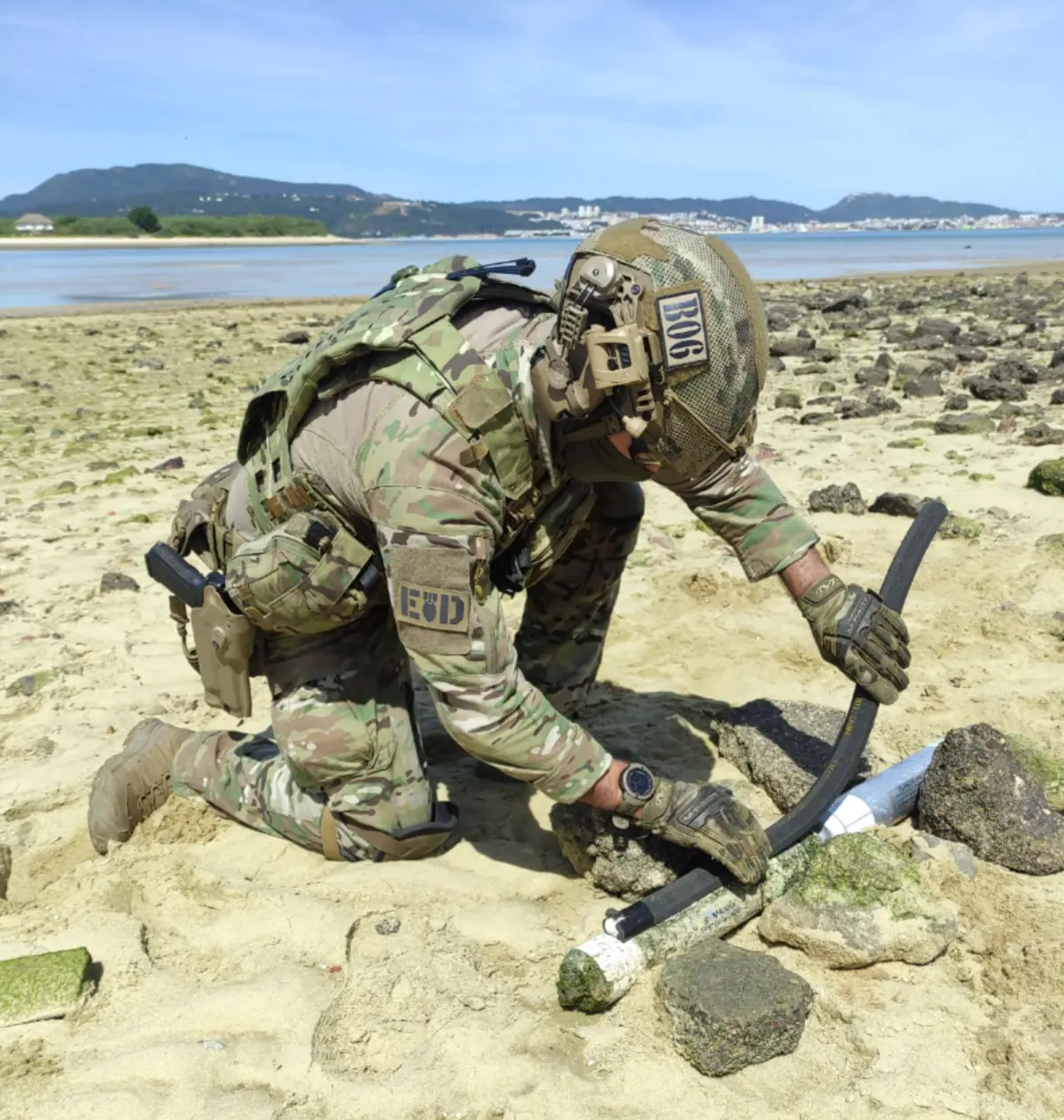 Engenhos explosivos foram inativados por militares da Marinha