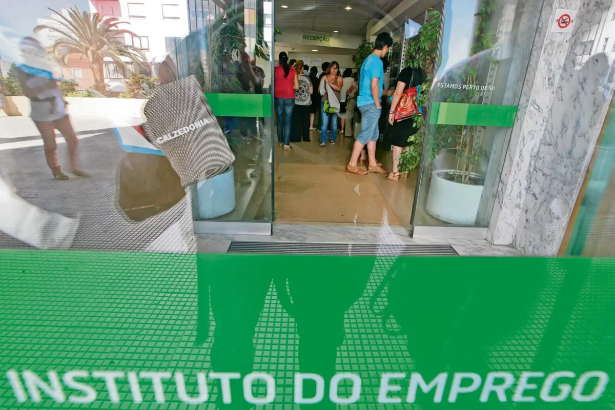 Contam-se mais três mil desempregados há mais de um ano do que em 2023