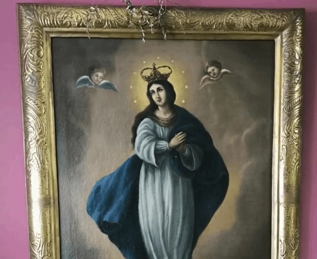 Homem levou quadro das instalações da Câmara Municipal