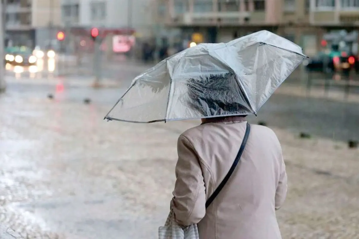 Porto, Braga e Viana do Castelo estão sob aviso amarelo devido à chuva forte