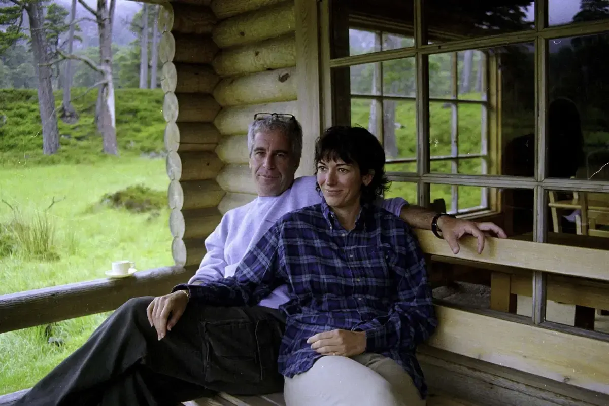 Jeffrey Epstein e Ghislaine Maxwell
