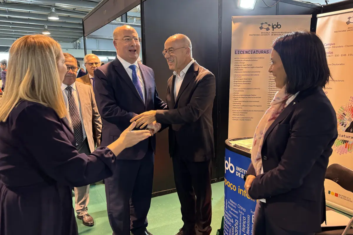 Ministro da Agricultura e Pescas marcou presença na Feira de Valpaços