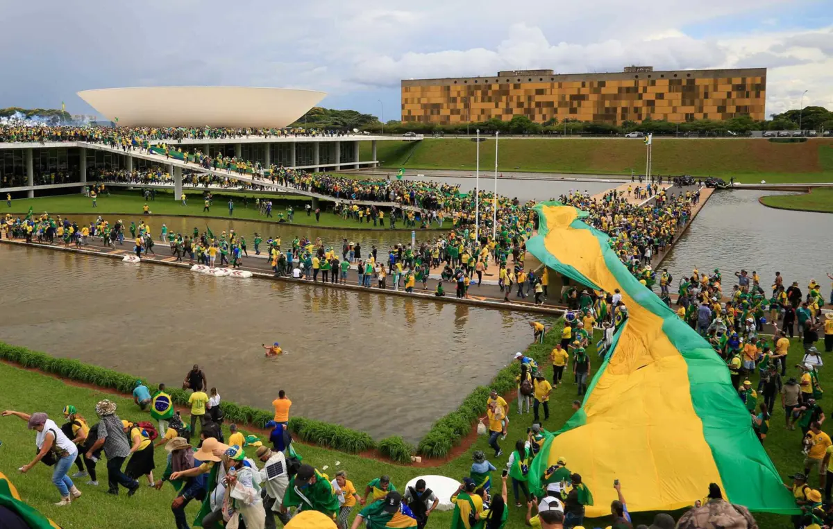 Apoiantes de Bolsonaro invadiram o Congresso em janeiro