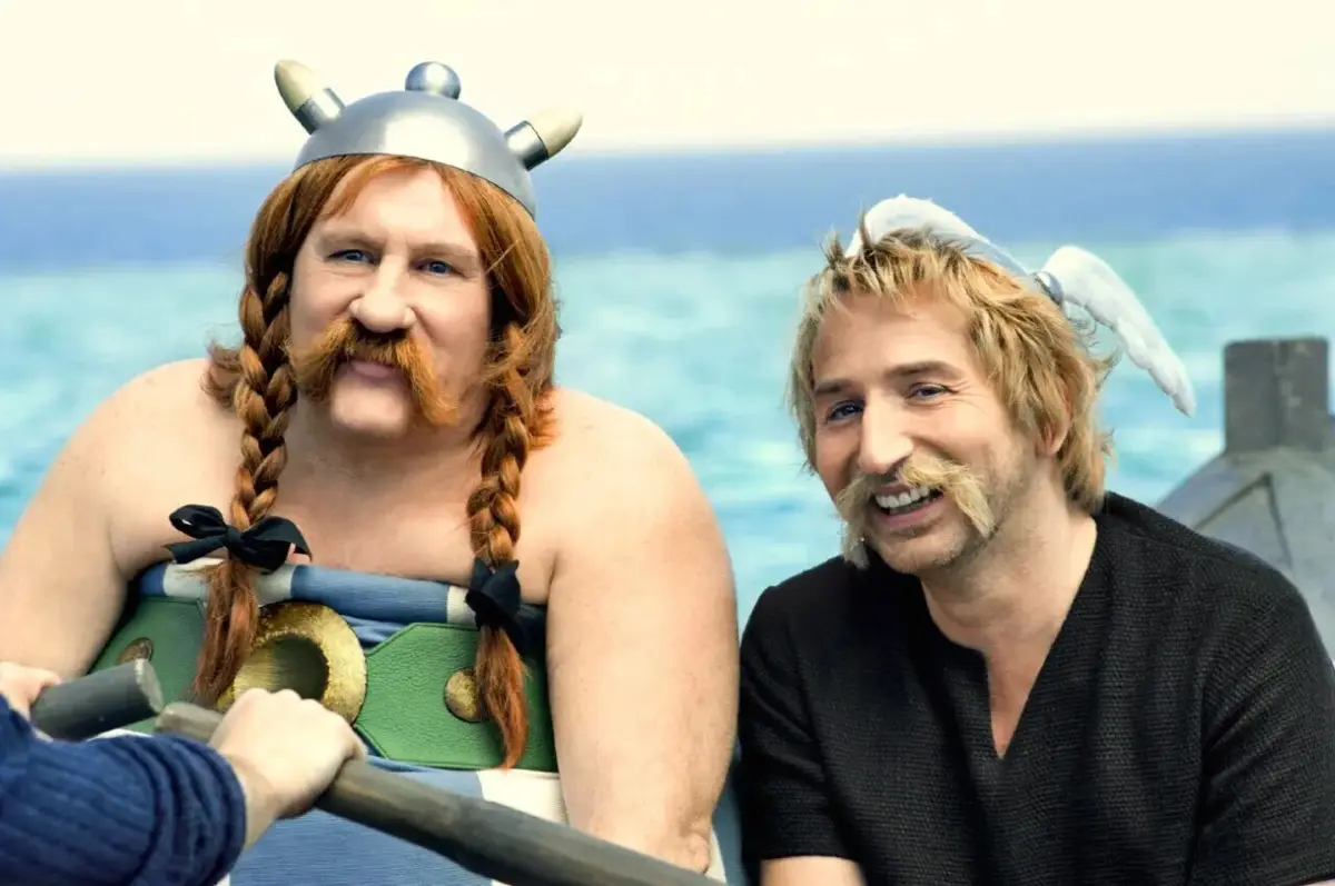 Édouard Baer e Gérard Depardieu: os atores, que interpretaram Astérix e Obélix no cinema, estão ambos acusados de abuso e má conduta sexual