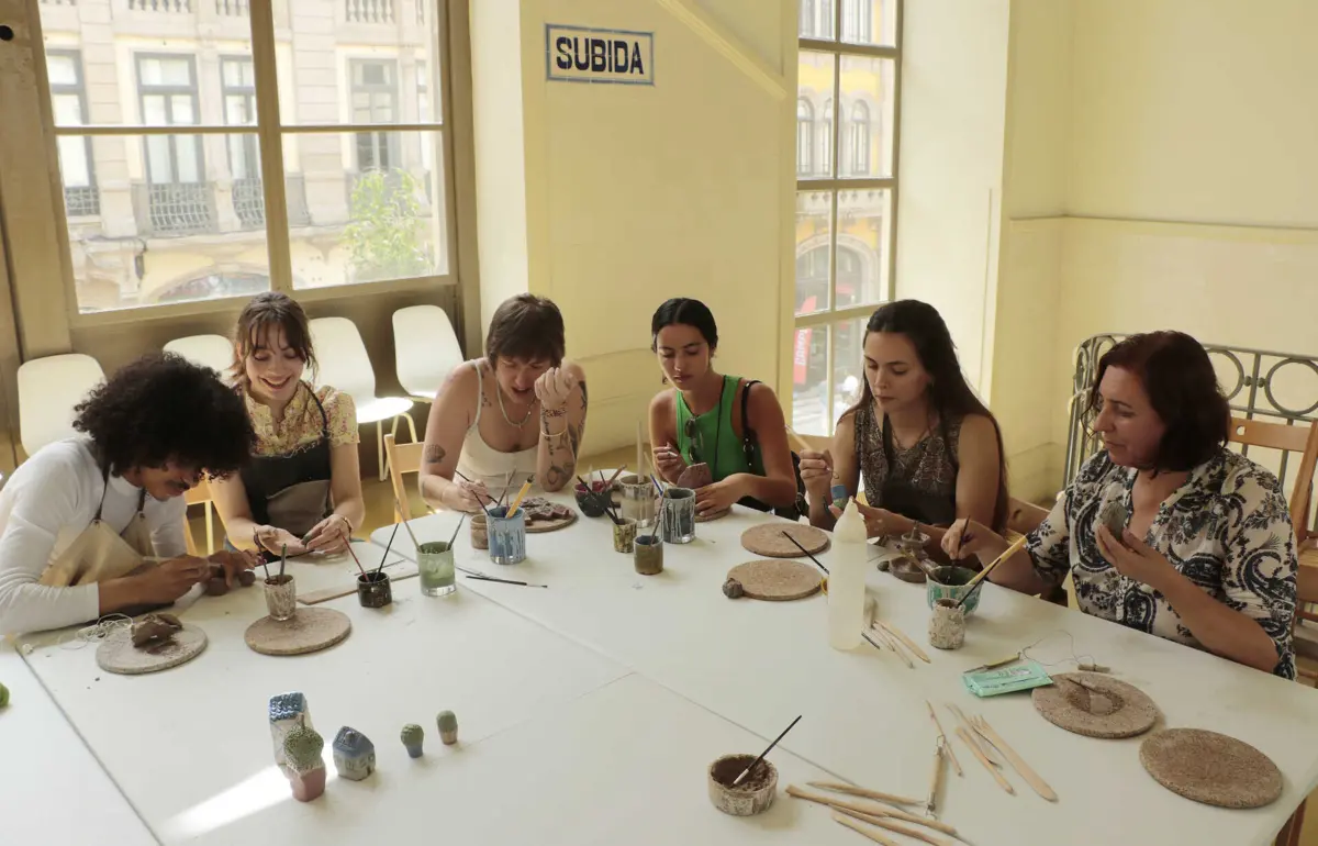 Bolhão recebe oficinas abertas para elaborar a cascata comunitária do Sâo João
