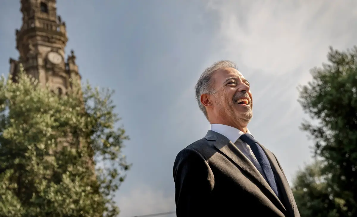 O ex-ministro dos Assuntos Parlamentares é candidato à Câmara do Porto