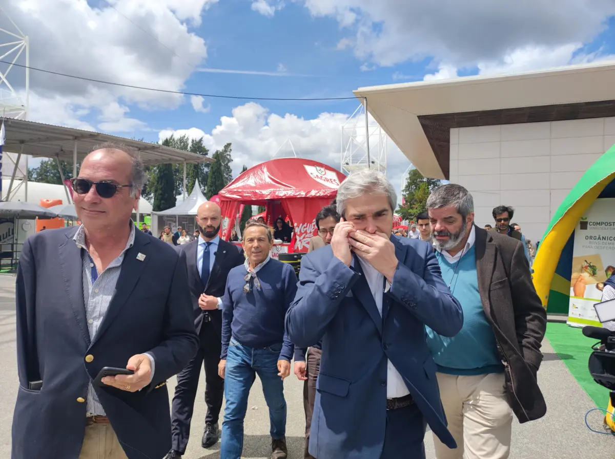 O ministro da Defesa, Nuno Melo, falou aos jornalistas à entrada da Ovibeja