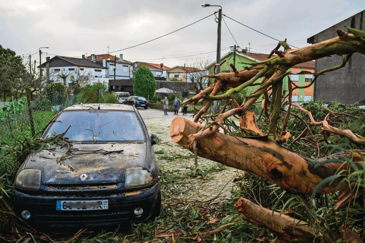 Fenómenos extremos, como depressões e tempestades, vão ser cada vez mais frequentes