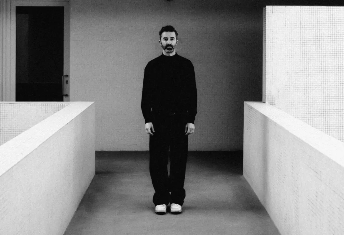 "Foz" é o mais recente álbum do músico Tiago Bettencourt