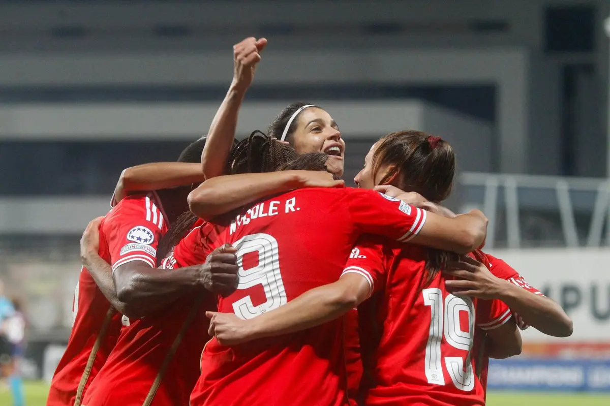 Benfica defronta o Lyon esta quarta-feira na Champions