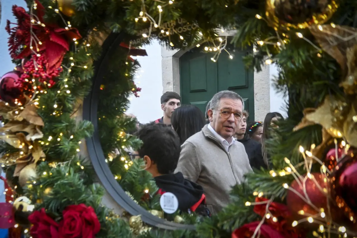 António José Seguro vai assistir ao atear da fogueira que junta a população na rua em Penamacor para celebrar o Natal