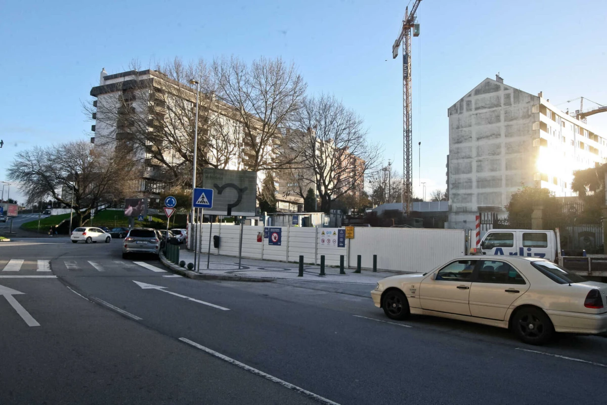 Obra ocupou antigo jardim público