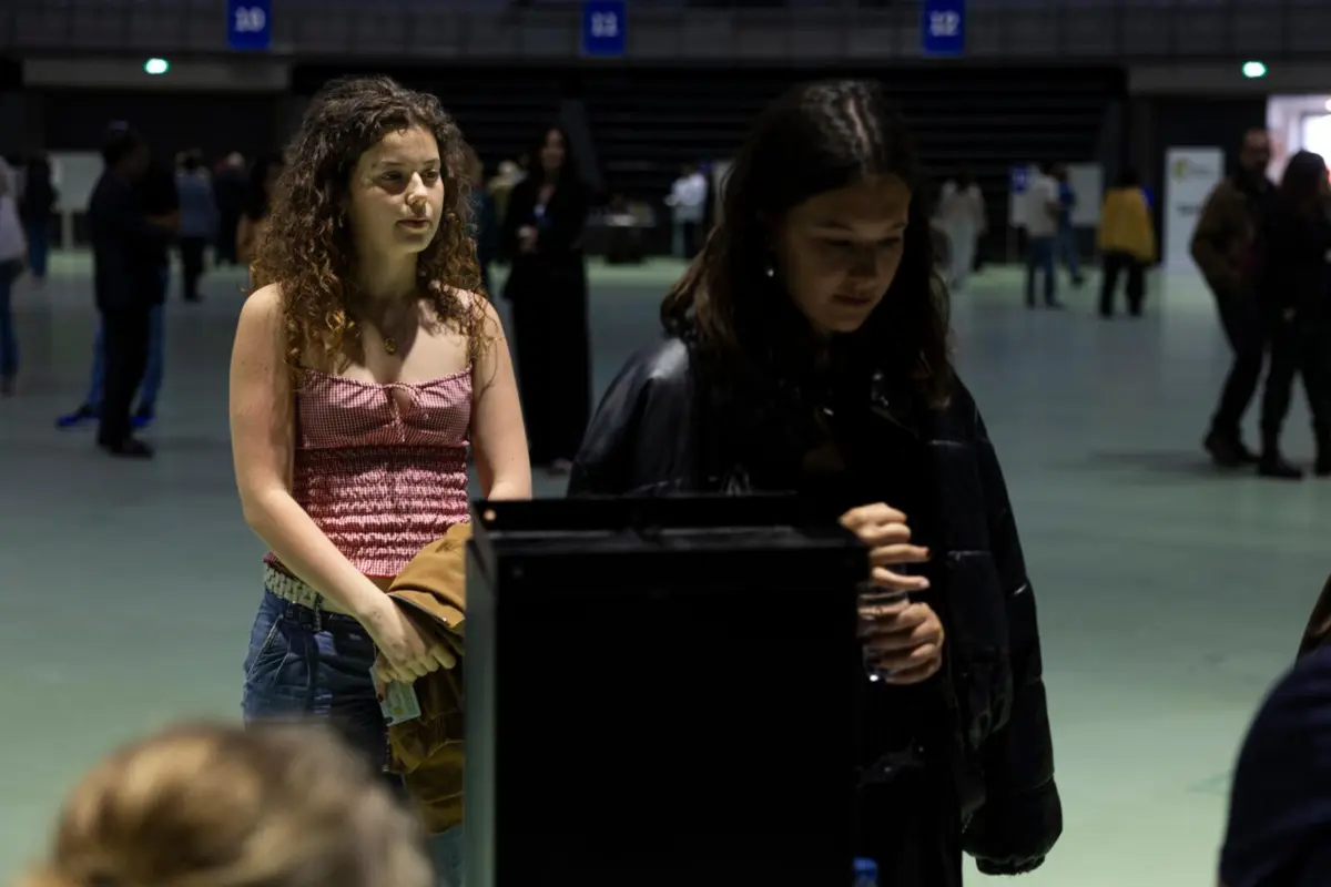 A frequentar o 12.º ano, numa escola na Maia, Raquel sempre se interessou por política