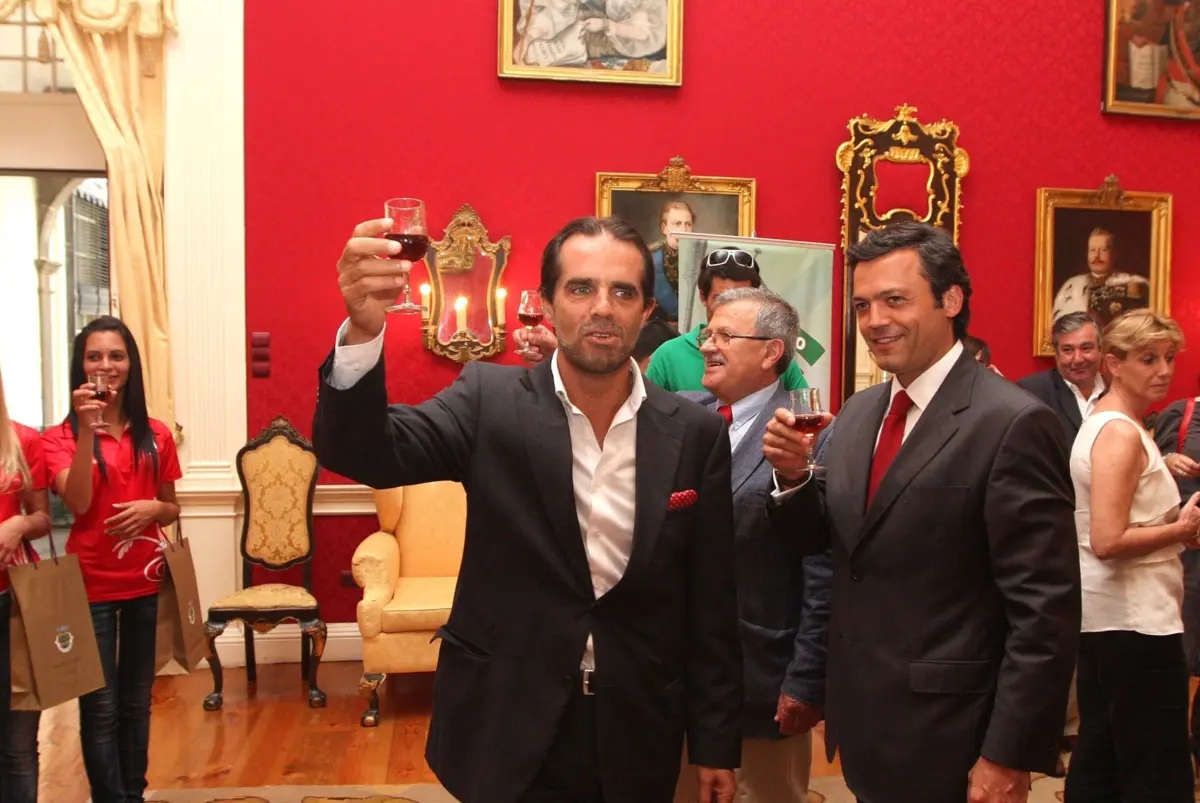 Miguel Albuquerque, presidente do Governo Regional da Madeira, e Pedro Calado, presidente da Câmara Municipal do Funchal