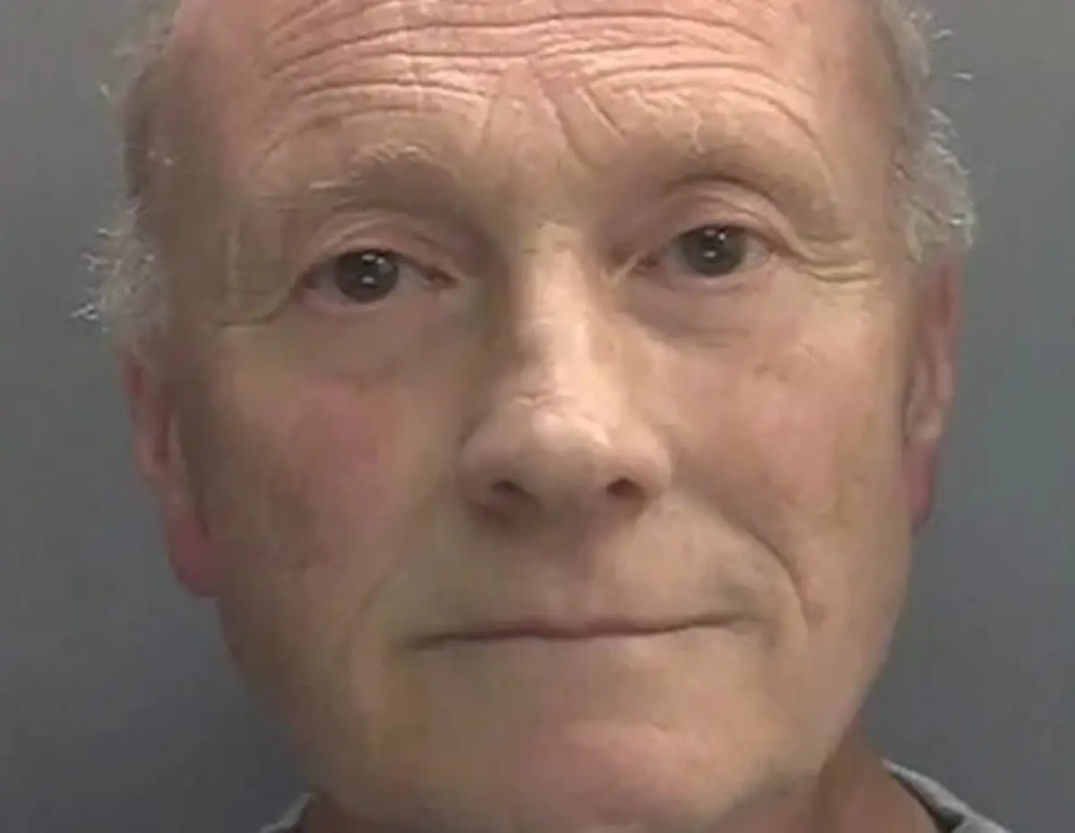 Jon Ruben, um antigo veterinário, abusou sexualmente de duas crianças