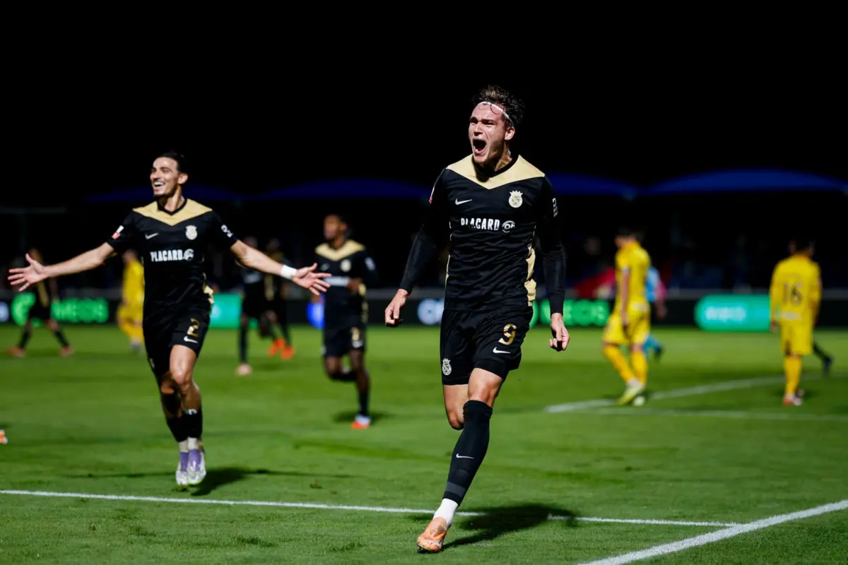 Alverca embala no campeonato