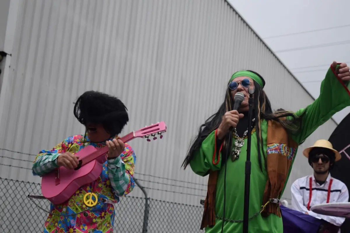 Cortejos, bombos, cabeçudos e animação musical vão animar a vila minhota