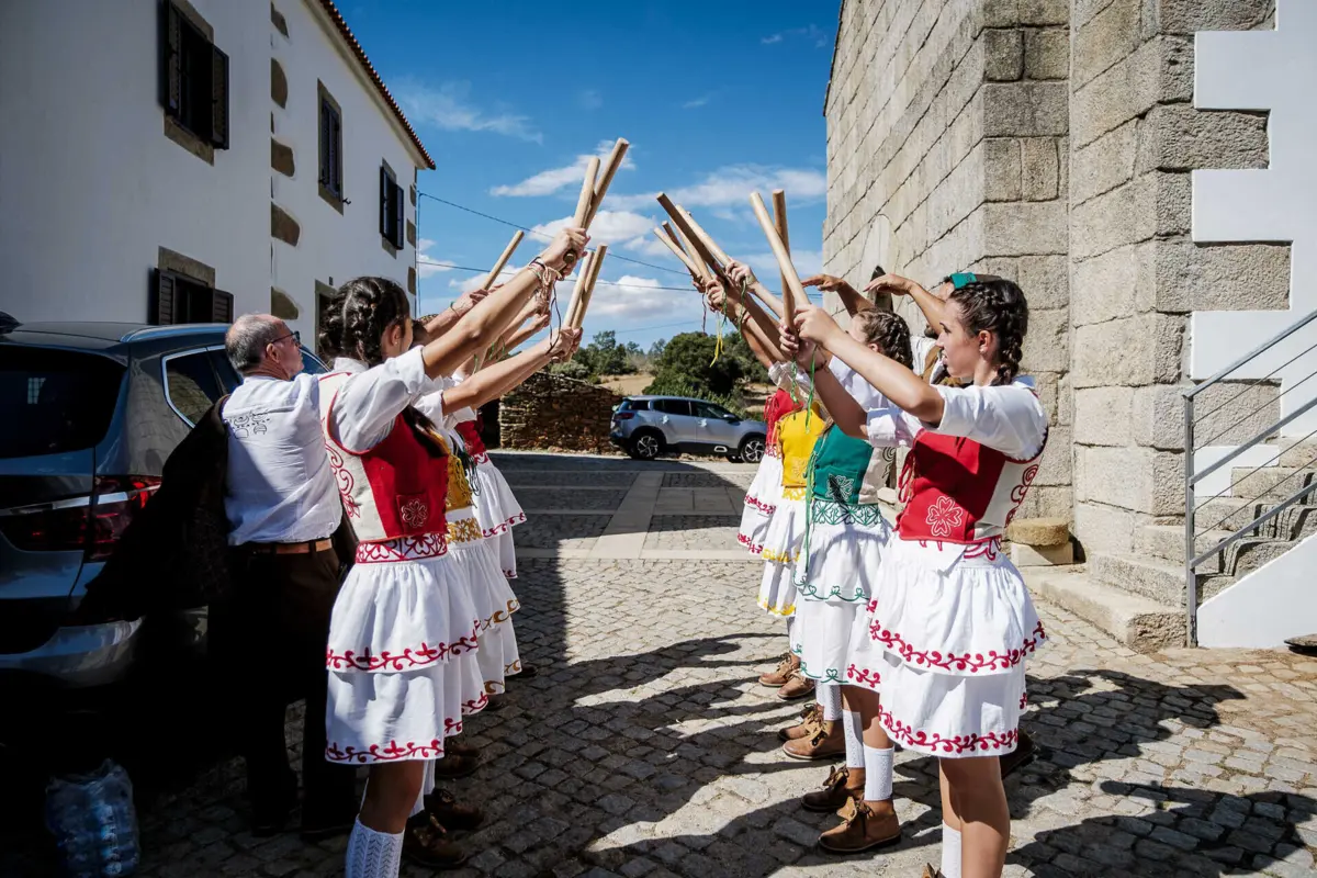 Nas aldeias, como nas Malhadas, ouve-se muito mais falar mirandês do que na cidade de Miranda do Douro