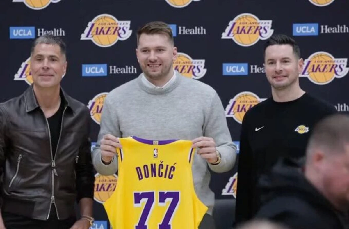 Luka Doncic vai continuar a usar o número 77 na equipa californiana