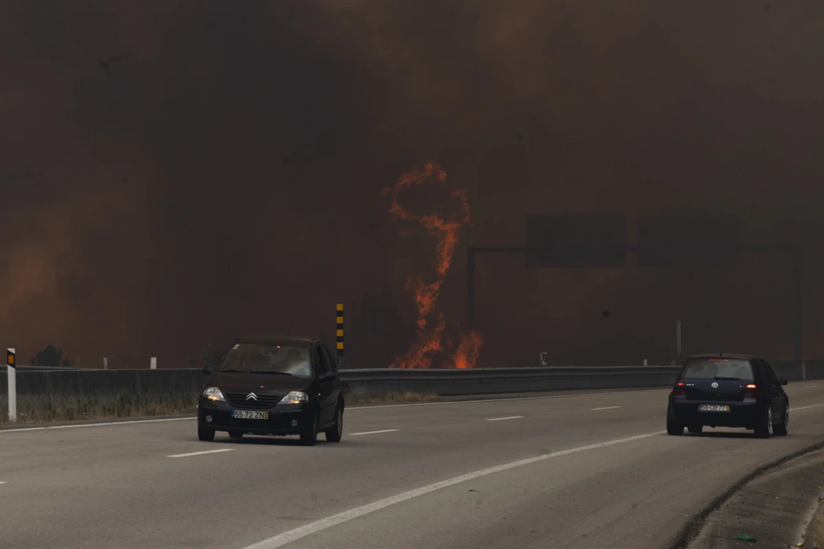 Imagem de contexto do artigo As estradas cortadas no Porto, em Viseu e em Aveiro