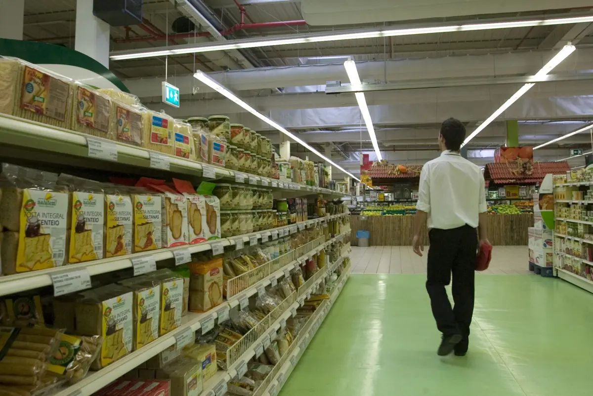 Imagem de contexto do artigo Cartões sociais só permitem comprar alimentos saudáveis