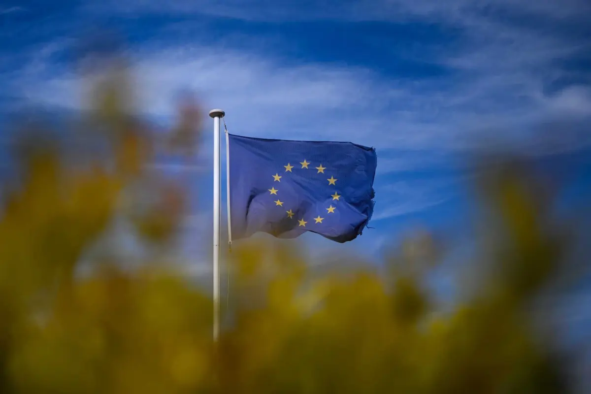 Imagem de contexto do artigo Dezanove empresas chinesas incluindo gigante de satélites sancionadas pela UE