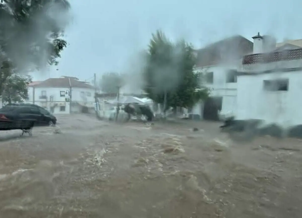 Imagem de contexto do artigo Chuva provoca inundações na via pública em Serpa