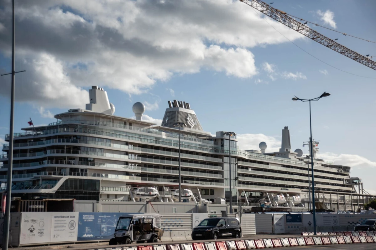 Imagem de contexto do artigo Lisboa com recorde de cruzeiros em 2023: mais de 700 mil passageiros