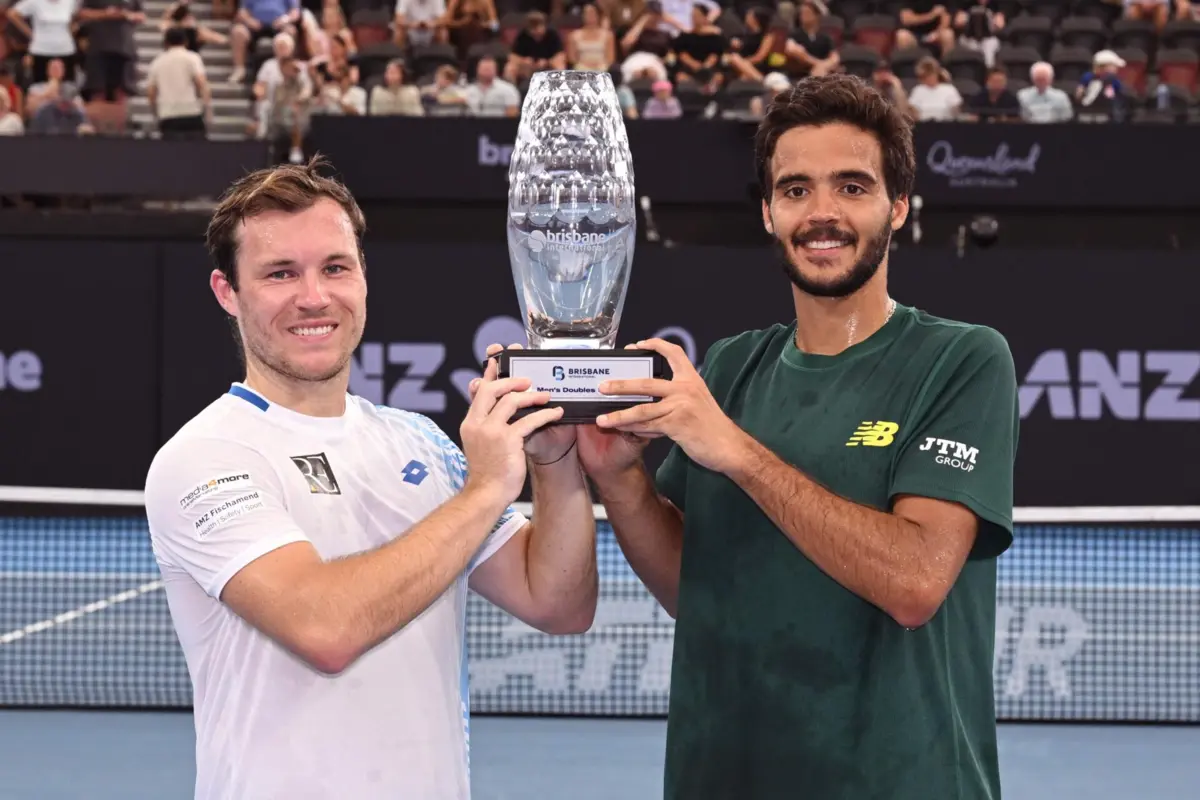 O tenista português conquistou o ATP250 de Brisbane com o parceiro Lucas Miedler