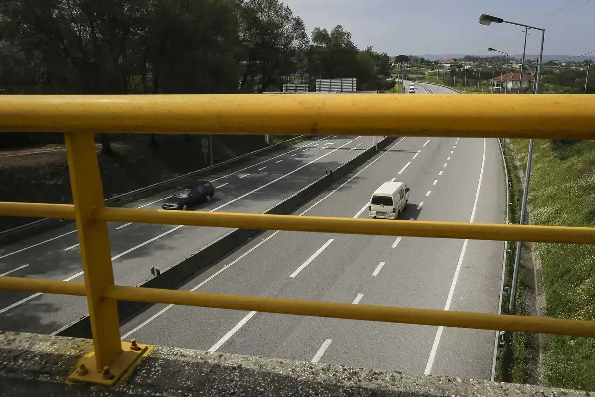 Imagem de contexto do artigo Obras no IP3 obrigam a cortes de trânsito em Santa Comba Dão, Tondela e Viseu