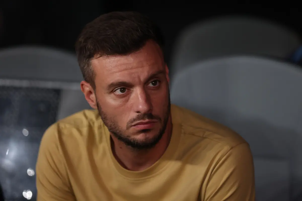 Martín Anselmi deixa o F. C. Porto depois de cinco meses de maus resultados e exibições cinzentas