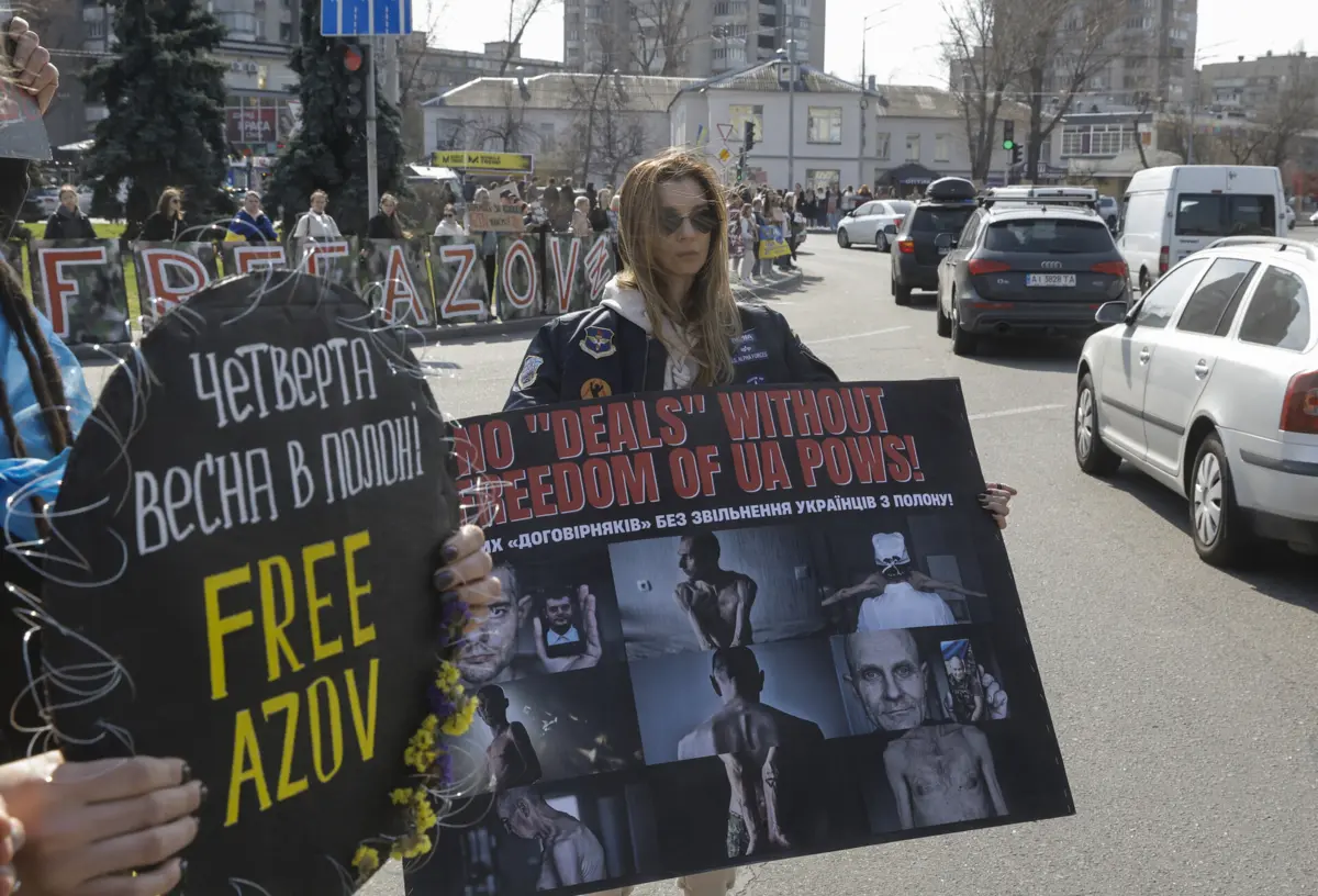 Entre os arguidos condenados há 14 combatentes da brigada de elite Azov