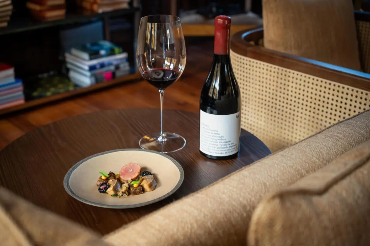 Vinho da Quinta dos Loivos, apresentados no Palacete Severo.