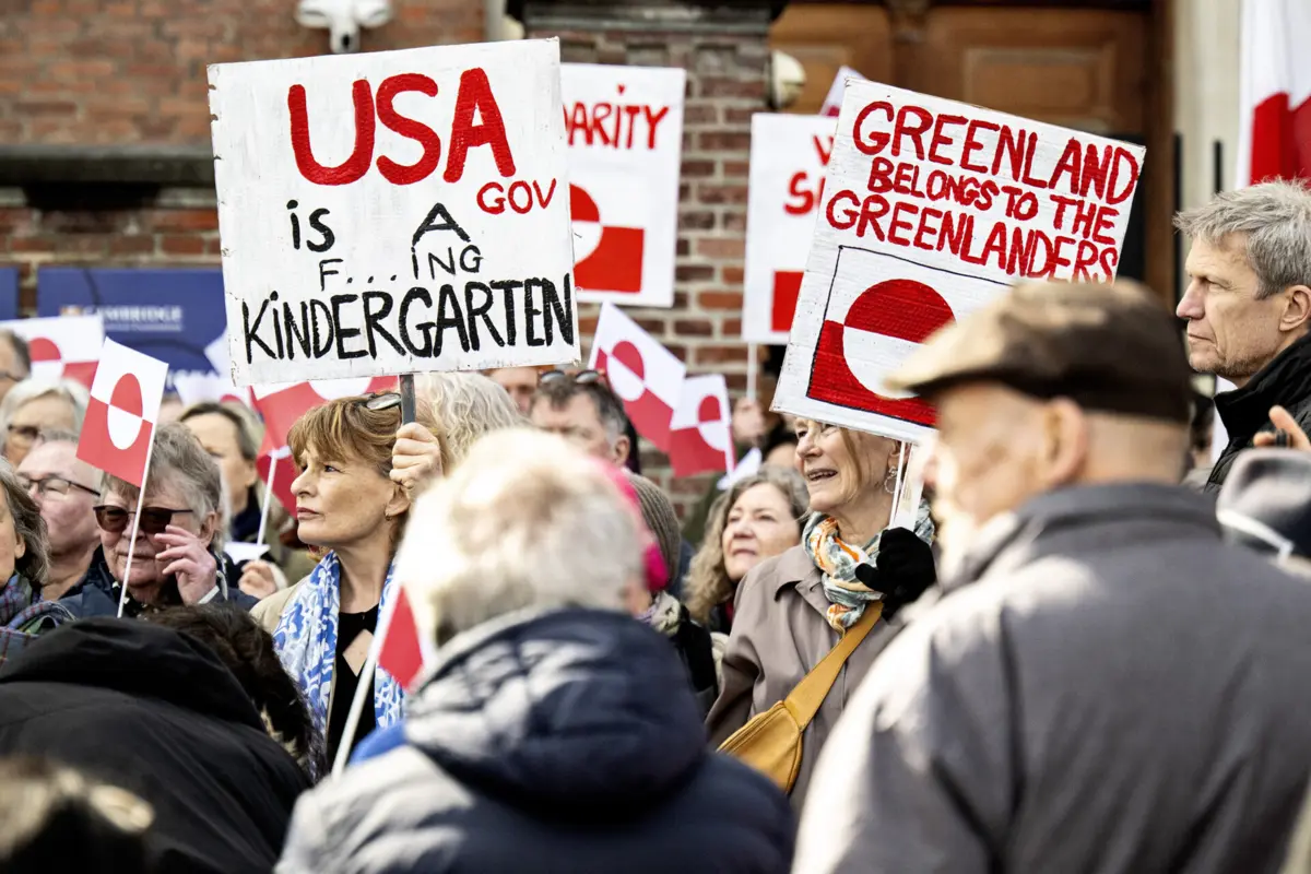 Milhares de pessoas participaram em manifestações na Dinamarca em apoio à Gronelândia