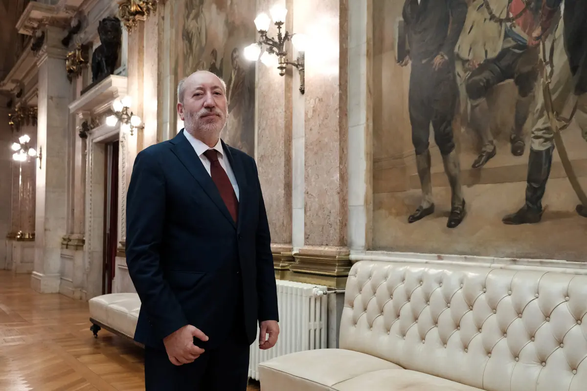 Imagem de contexto do artigo António Filipe diz que cartazes do Chega são provocações que envergonham o país