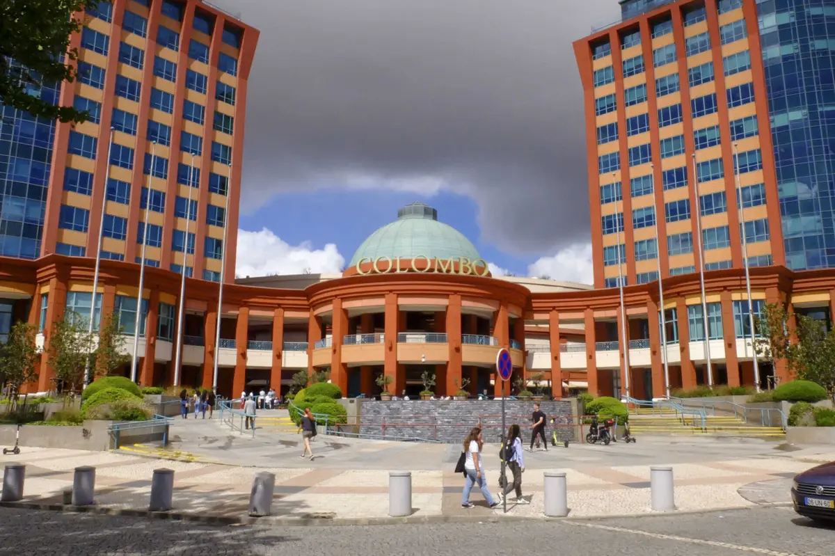 Tentativa de assalto ocorreu junto ao Centro Comercial Colombo, em Lisboa