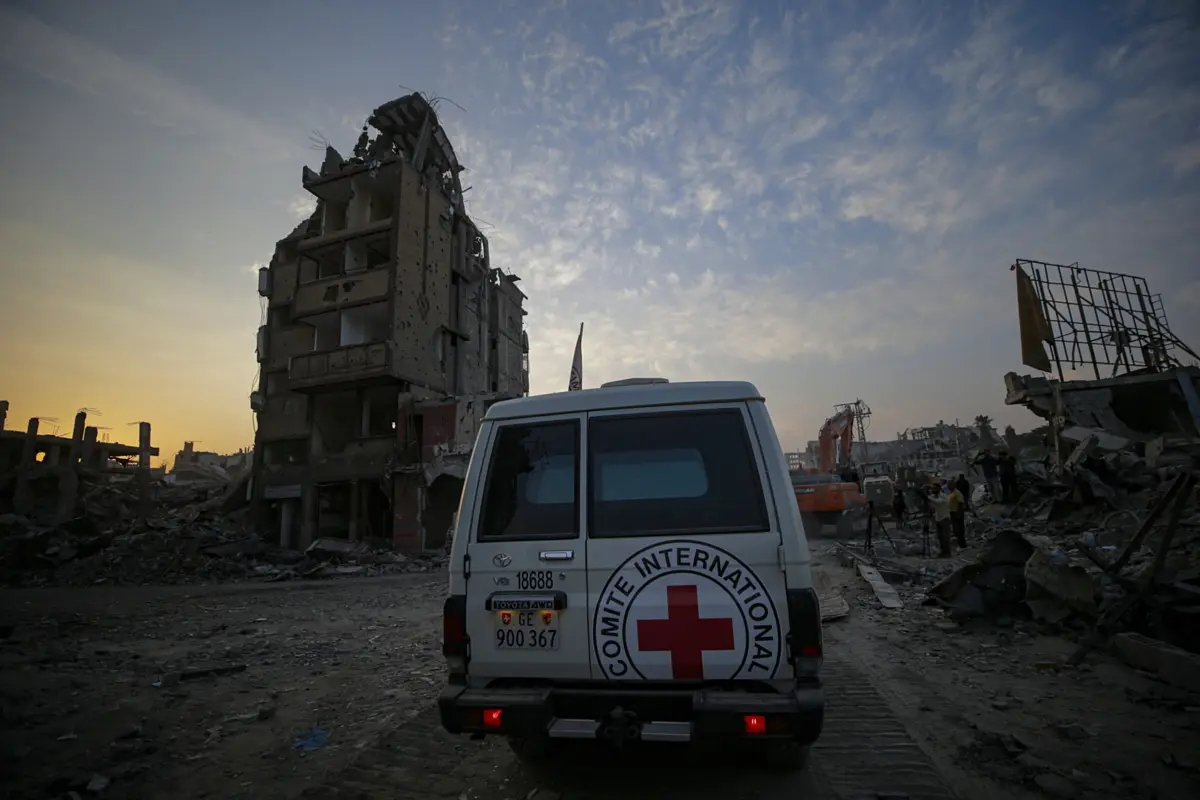 Equipas trabalham arduamente para localizar os corpos de reféns mortos