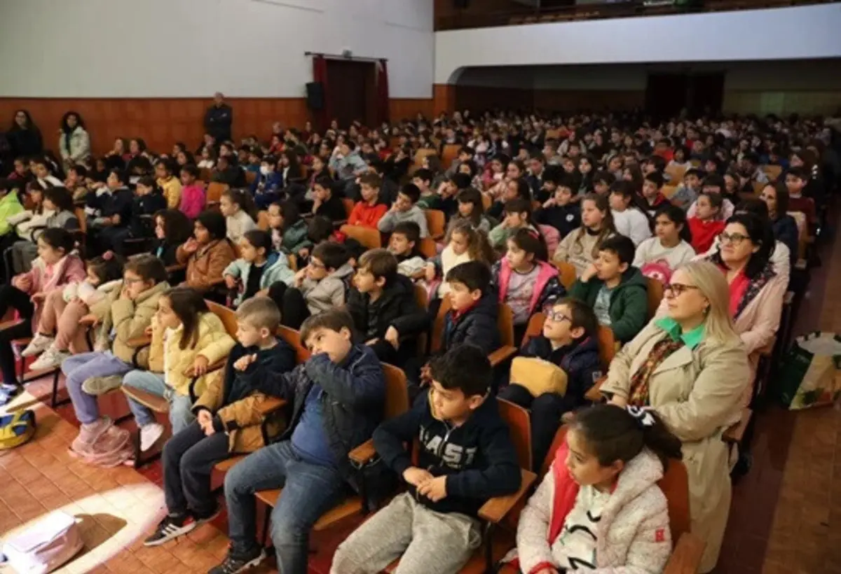 Público escolar é um dos principais alvos do festival de teatro