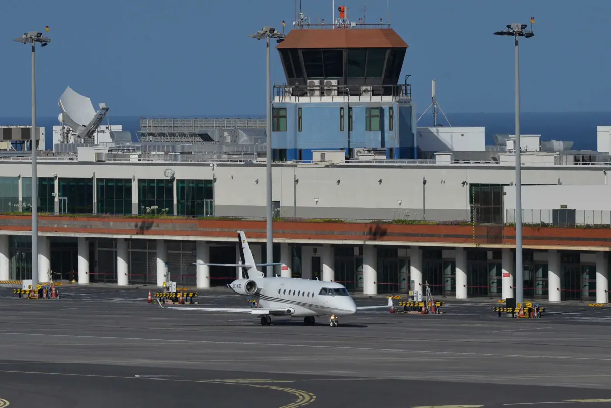 O último voo a aterrar hoje no Aeroporto da Madeira foi às 16.54 horas