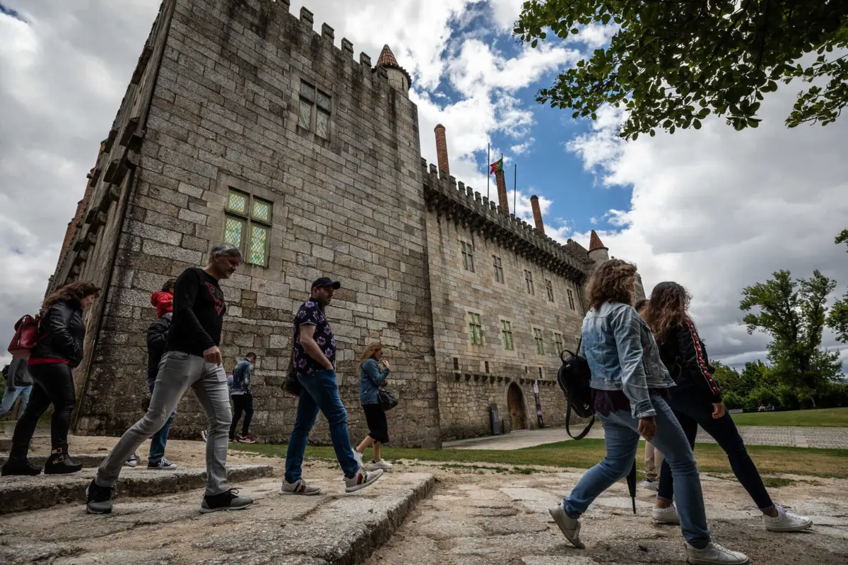 O Paço dos Duques é um dos monumentos no centro da discórdia