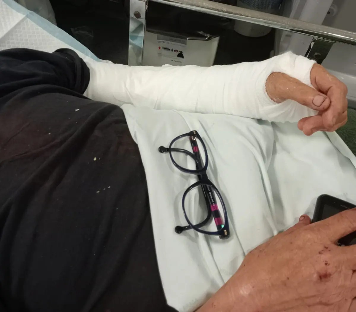 A vítima foi agredida com um pau na cabeça e nos braços