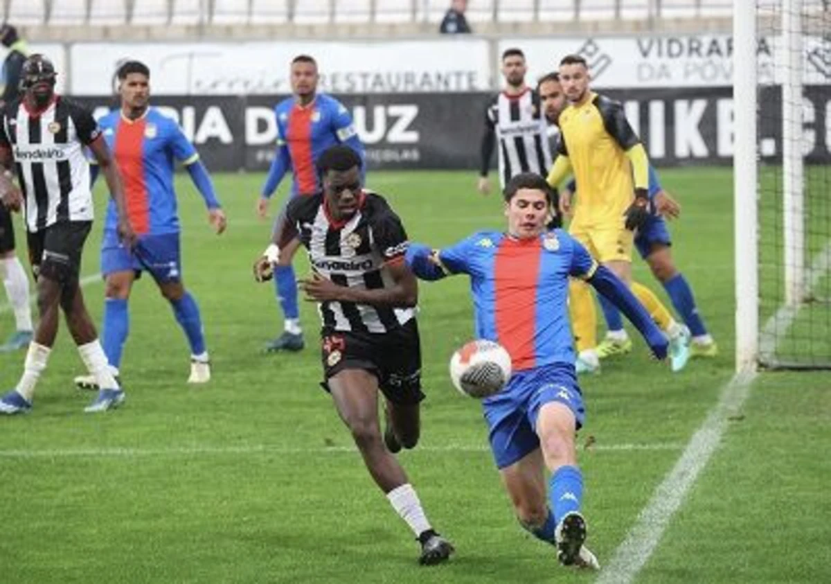 Varzim disputa a fase de subida da Liga 3