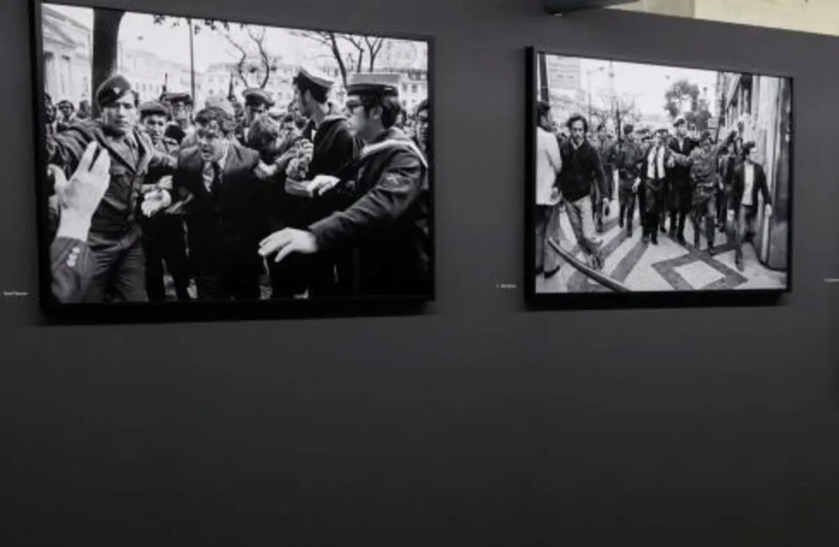 Exposição de fotografia "Venham mais cinco"