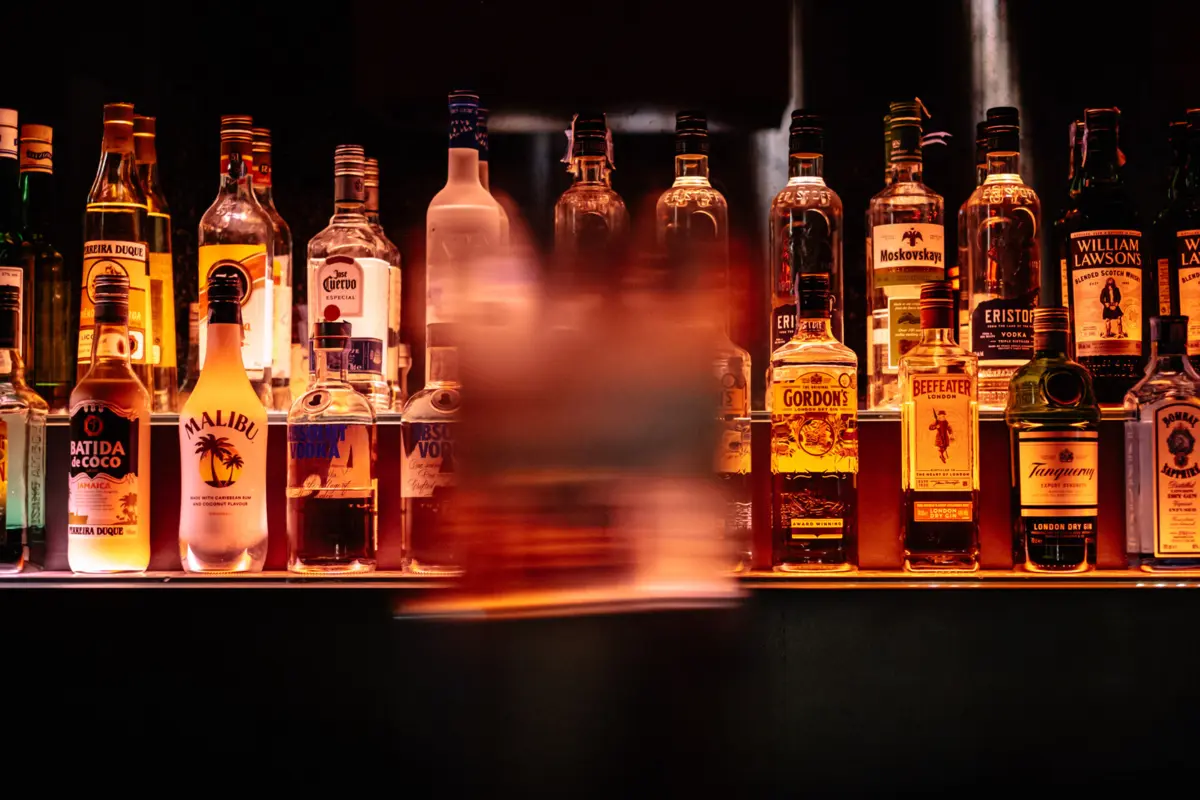 Acusação diz que empresário distribuiu gratuitamente cocaína aos clientes VIP