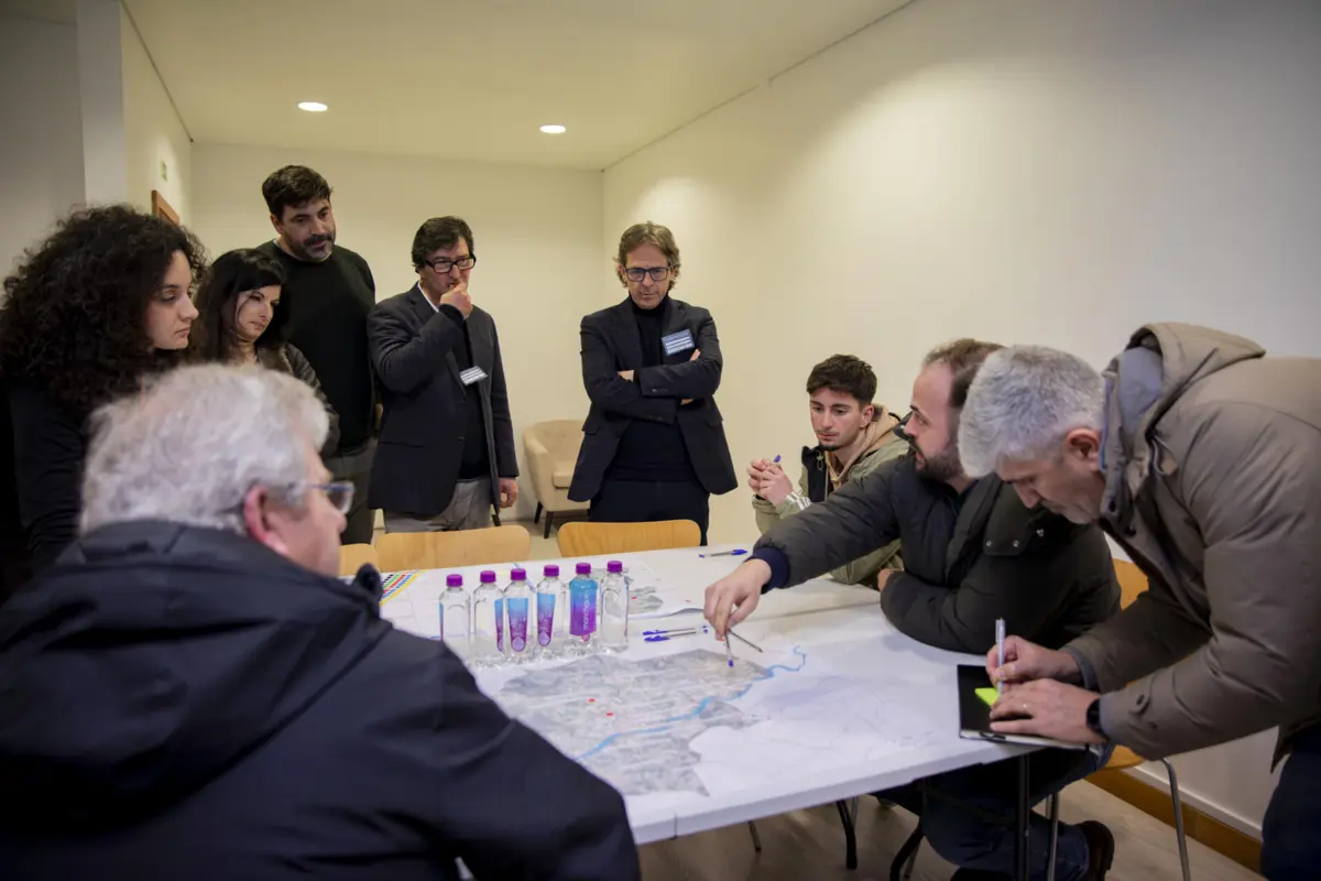 Cerca de 60 cidadãos participaram na primeira sessão